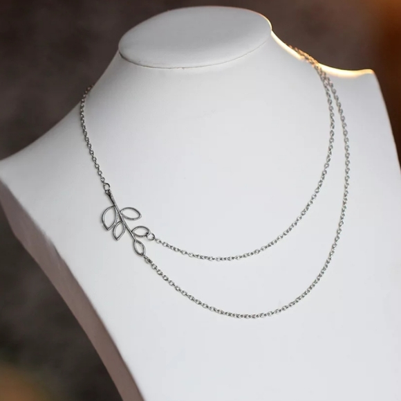Jewelry - Silver Layered Leaf Necklace